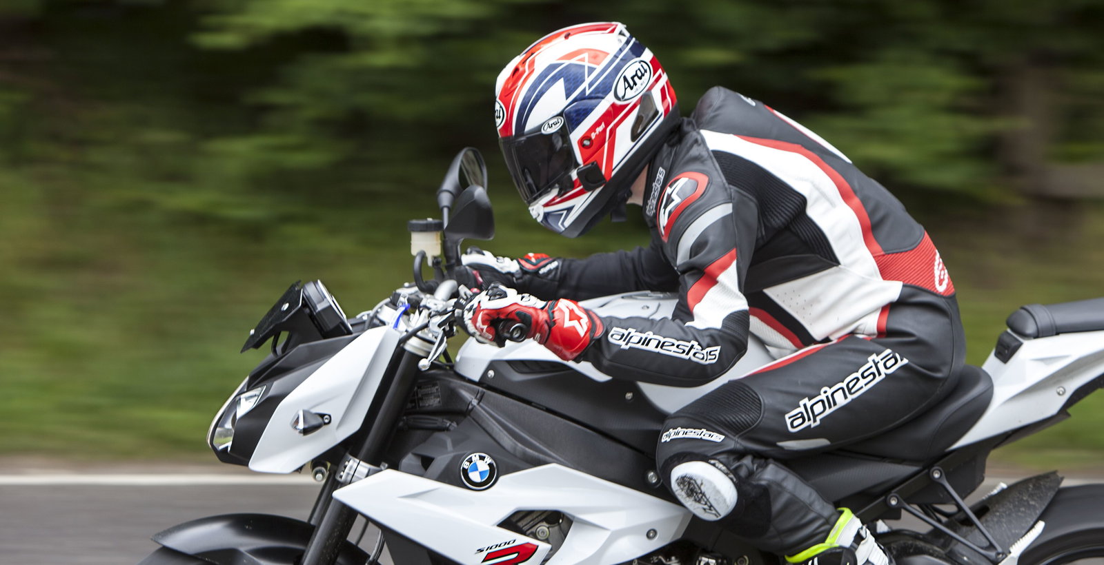 Review: Alpinestars Motegi one-piece suit - £649.99 | Visordown